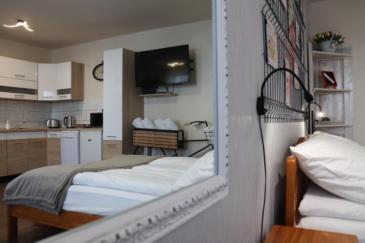 Bee You Apartman Hajdúszoboszló Екстериор снимка