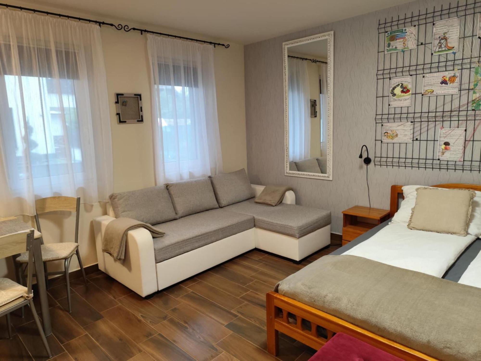 Bee You Apartman Hajdúszoboszló Екстериор снимка